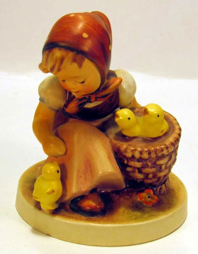 Hummel Figurine Chick Girl 57/0: Hummel Figurine Chick Girl 57/0, high bee mark, slight nick to base underside, ht. 4