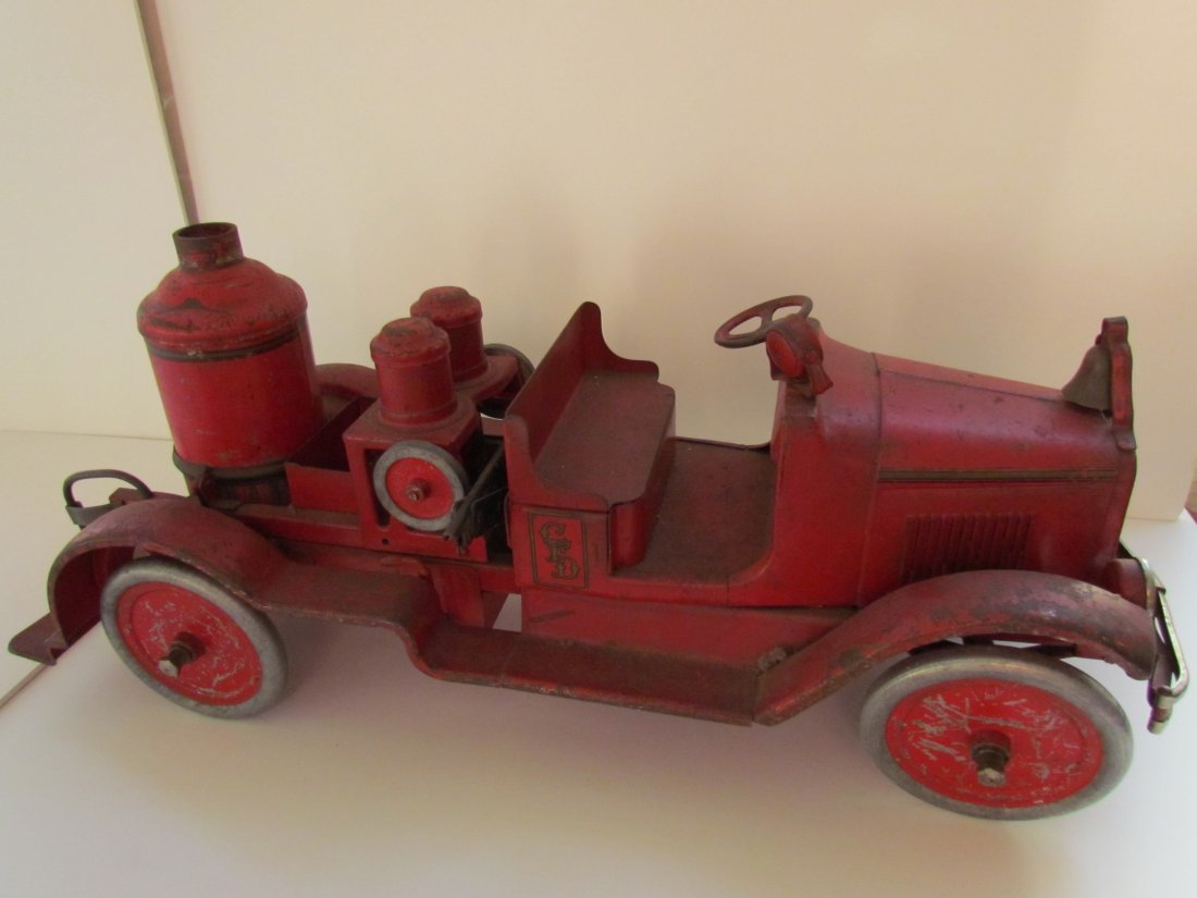 Buddy L. Steam Pump Fire Truck: Buddy L. Steam Pump Fire Truck