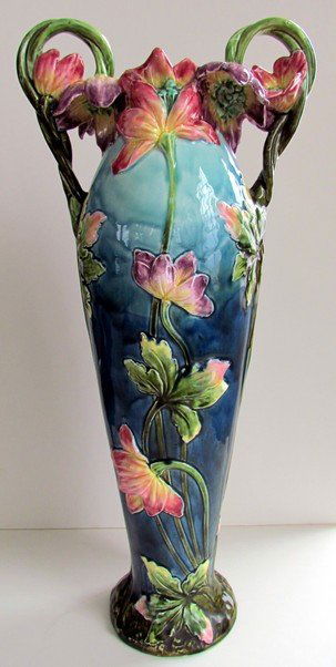 Large Amphora Vase: Large Amphora majolica vase, ht. 22 1/2, wd.10 1/2