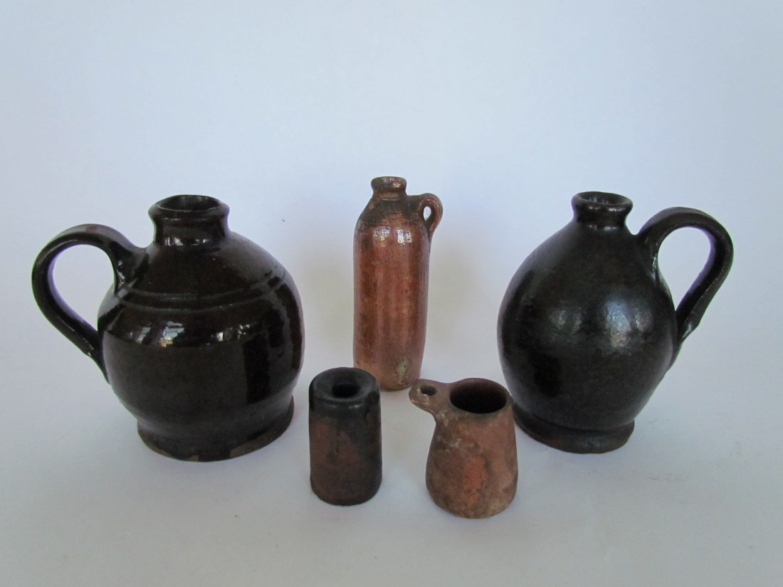 Five Small Redware Items: Five Small Redware Items, largest ht. 4, wd 4