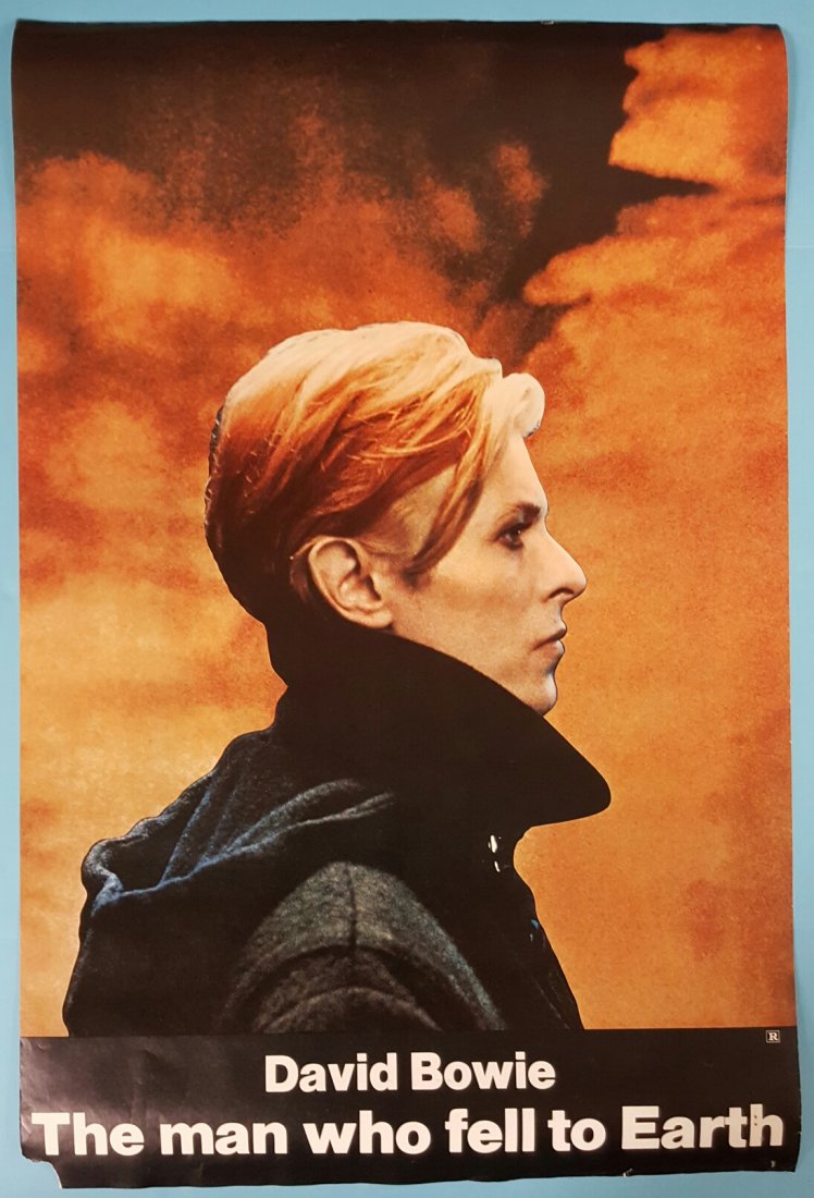 The man who fell to Earth 1976 27" x 41" One Sheet: David Bowie. This is a rolled unrestored poster diplaying excellent color with minor edge wear, some tape on the top edge, and missing the bottom left corner. This is a very presentable poster.