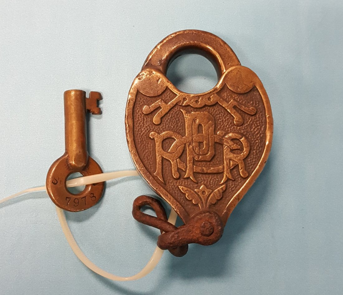 Railroad Lock PRR Fancy Cast w/ Key: Pennsylvania railroad Lock with matching key. Please read and understand the payment and shipping terms for this auction prior to placing bids.