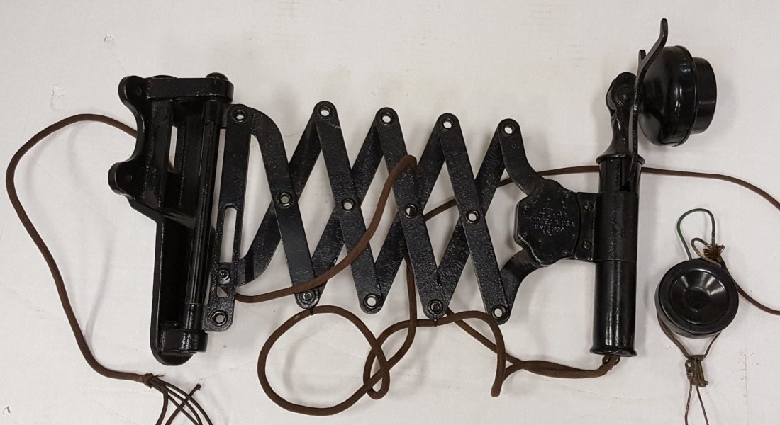 Accordian wall telephone Railroad Signal dispatchers: Original Western Electric Signal dispatchers phone. Please read and understand the payment & shipping terms for this auction prior to placing bids.