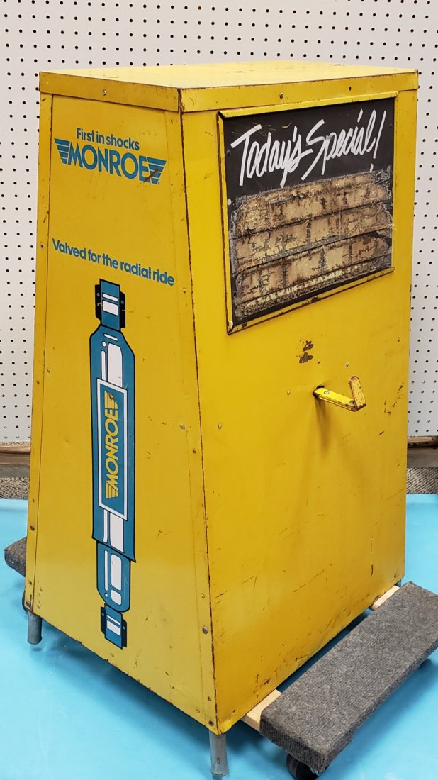 Monroe Shocks Service Station Cabinet (1 of 3)