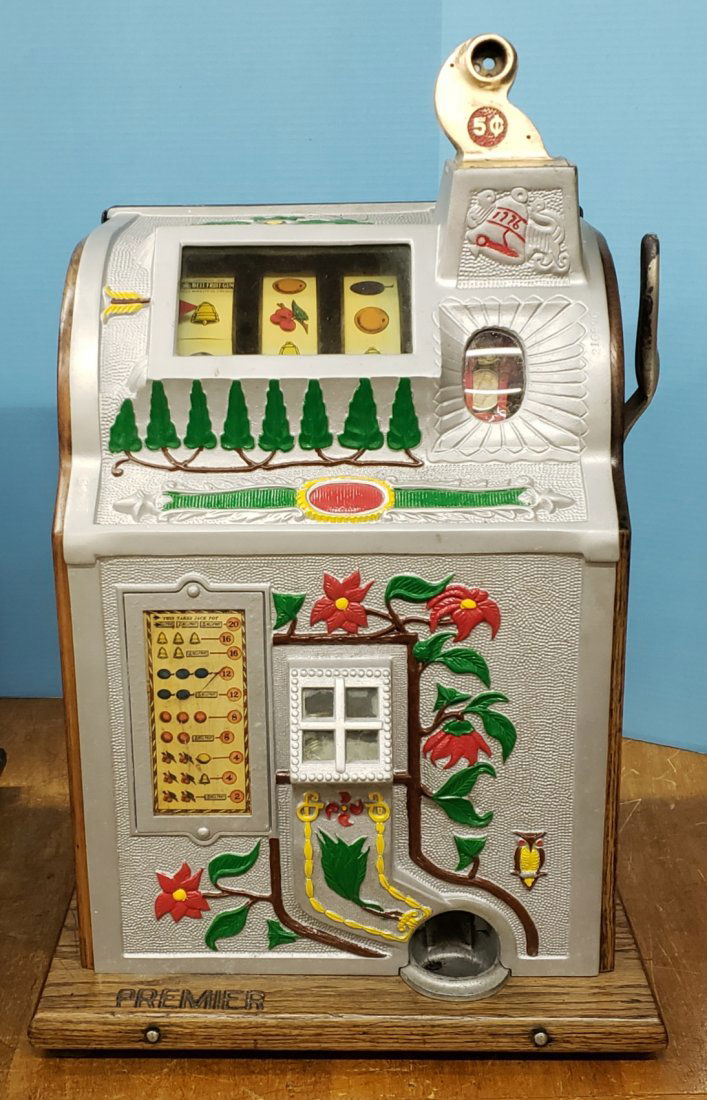 1929 Mills 5 Cent Poinsettia Jackpot Slot Machine