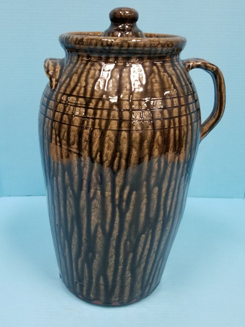 Cleater and Billie Meaders Churn: 17" glazed churn with lid signed and dated Oct. 23 1999 on the bottom. Excellent condition. PLEASE READ AND UNDERSTAND THE PAYMENT AND SHIPPING TERMS FOR THIS AUCTION PRIOR TO PLACING BIDS. ALL BIDDER
