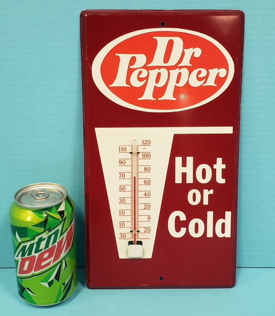 Dr Pepper Thermometer Hot or Cold: 6.75"w x 12"h tin thermometer in excellent condition with bright colors and a few minor scuffs. PLEASE READ & UNDERSTAND THE PAYMENT & SHIPPING TERMS FOR THIS AUCTION PRIOR TO PLACING BIDS. ALL BIDDER