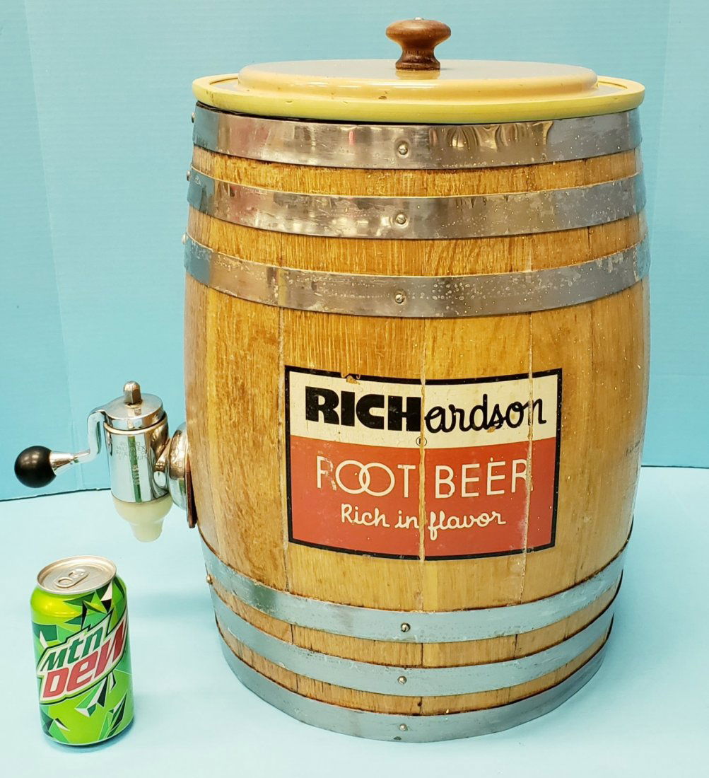 Richardson Root Beer Barrel Dispenser: 19"h x 13"w Root Beer Barrel with Richardson logos on 2 sides. Excellent condition with some minor paint flakes. PLEASE READ AND UNDERSTAND THE PAYMENT AND SHIPPING TERMS FOR THIS AUCTION PRIOR TO PLA