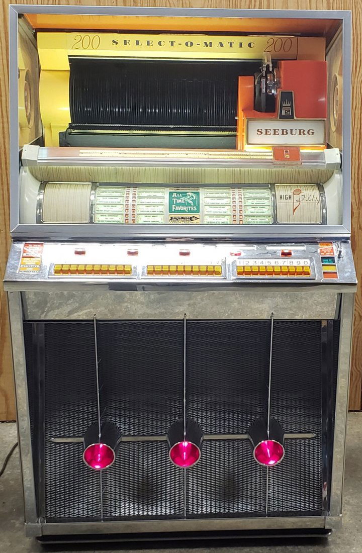 1957 Seeburg KD 200 Jukebox (1 of 6)