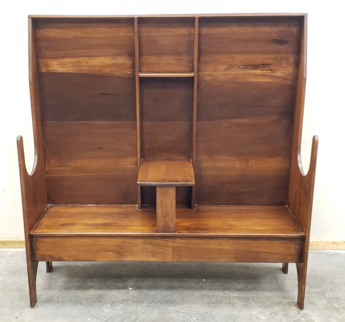 Settle Bench (1 of 2)