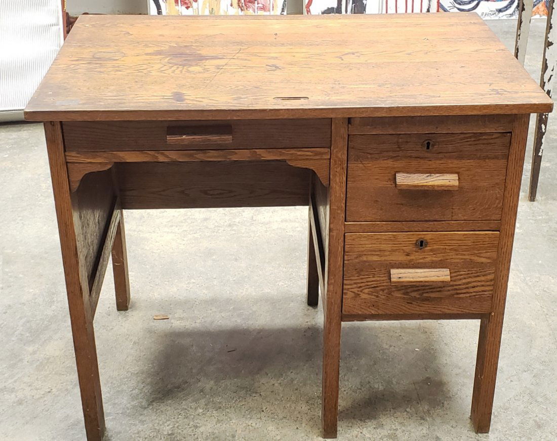 For Auction Childs Oak Desk 63 On Jan 25 2020 Rockabilly