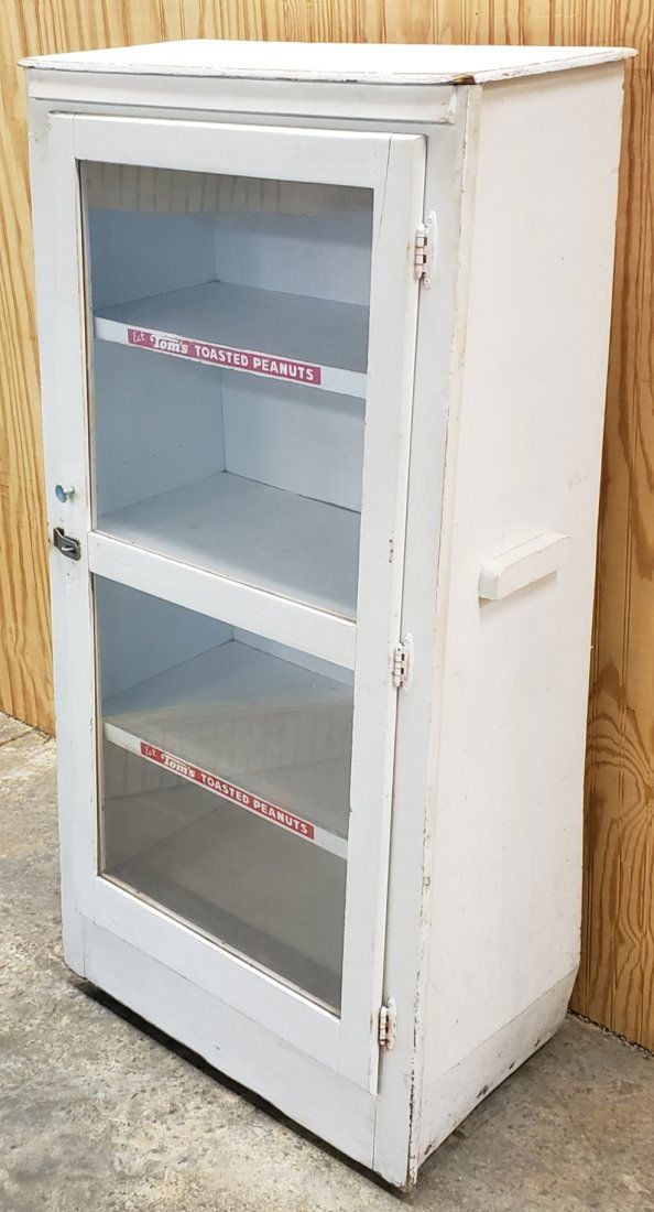 Tom's Toasted Peanuts Store Display Cabinet (1 of 3)