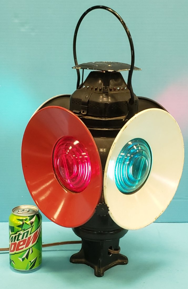 Adlake 4 Way Railroad Lantern (1 of 3)