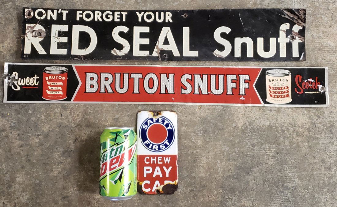 Porcelain Chew Pay Car & 2 Tin Snuff signs (1 of 1)