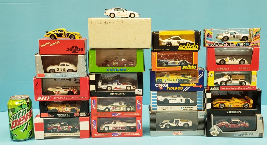 20 Porsche Model Cars Scale 1:43 (1 of 5)
