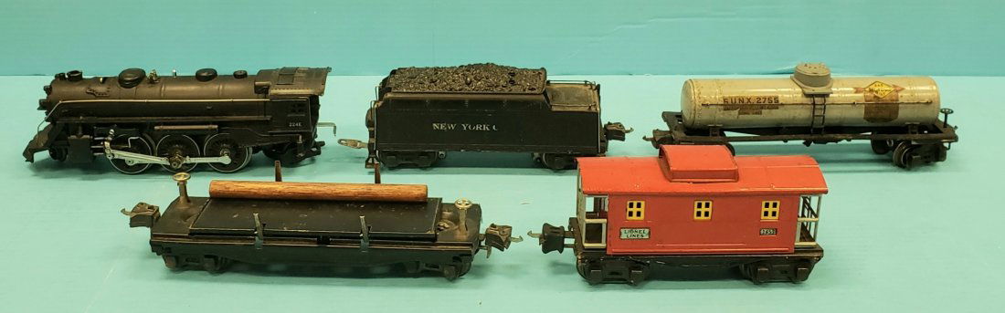 Lionel Train Set 224E, 2224W, 3811, 2755, & 2657 (1 of 3)