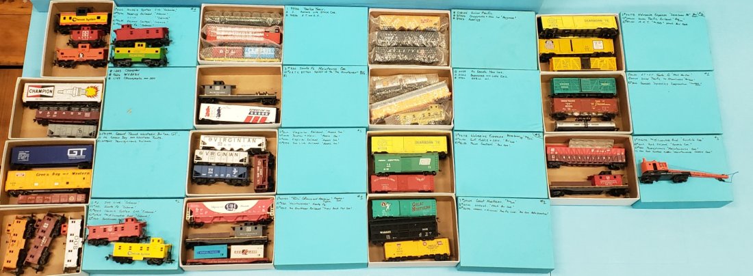 Mixed lot of 49 HO Scale Train Cars (1 of 5)
