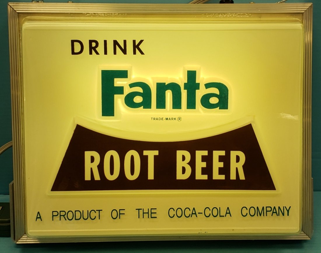 Drink Fanta Root Beer Light Up Sign: RARE 17" x 13" Coca Cola Fanta Root Beer Light Up Sign in excellent condition. PLEASE READ & UNDERSTAND THE PAYMENT & SHIPPING TERMS FOR THIS AUCTION PRIOR TO PLACING BIDS. ALL BIDDERS ARE BOUND TO TH