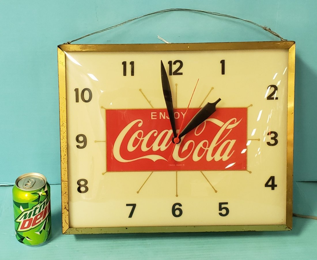 Enjoy Coca Cola Light Up Clock (1 of 3)