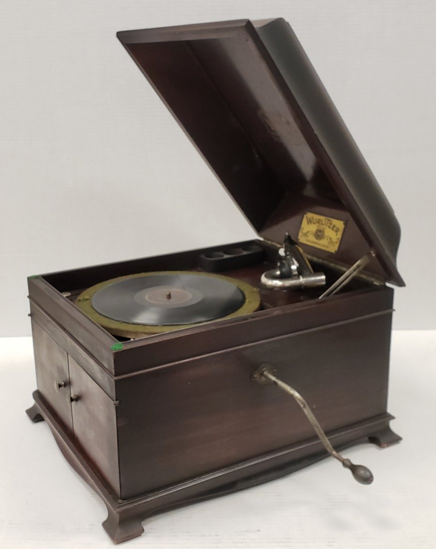 Victrola VV-IX Talking Machine Wurlitzer Phonograph (1 of 6)