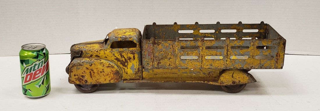 Marx Coca Cola Delivery Truck (1 of 4)