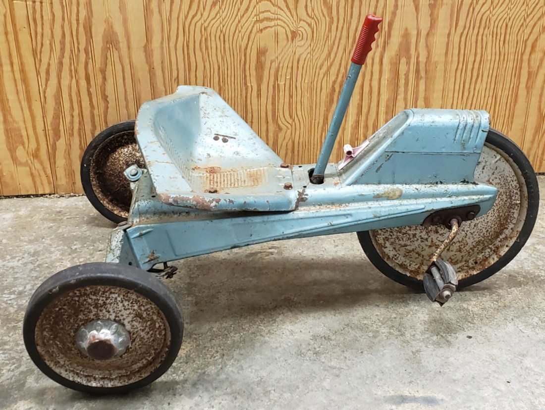 X-15 Vrroom Three Wheel Pedal Car (1 of 4)