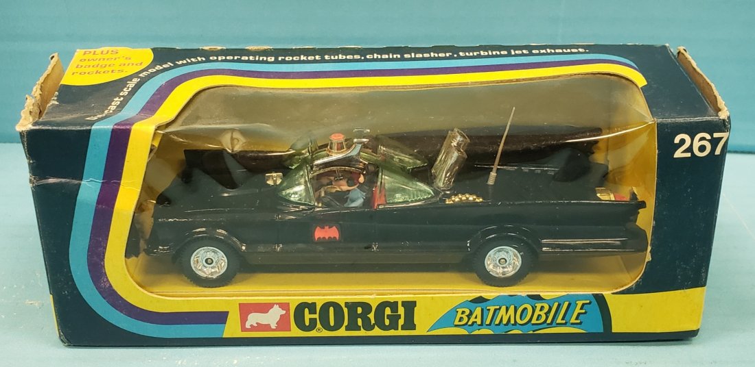 NOS Corgi Rocket Firing Batmobile 267 (1 of 5)