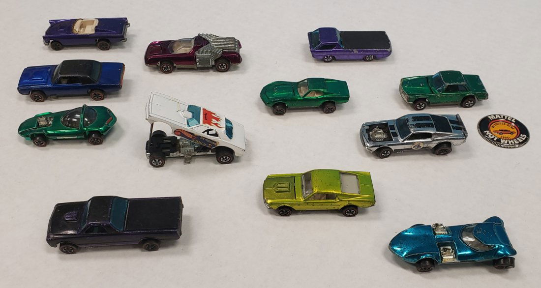 12 Redline Hot Wheels with Rally Case (1 of 5)