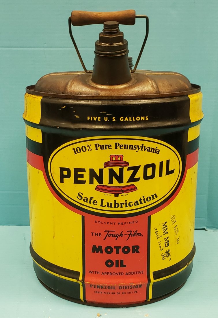 Pennzoil 5 gallon Motor Oil Can: 16" original 5 gal can with bright colors and a slight dent. PLEASE READ & UNDERSTAND THE PAYMENT & SHIPPING TERMS FOR THIS AUCTION PRIOR TO PLACING BIDS. ALL BIDDERS ARE BOUND TO THE TERMS OF THIS AU