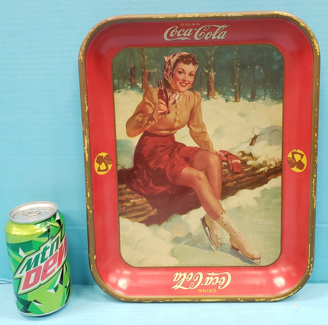 1941 Coca Cola Pin Up Girl Tray (1 of 3)