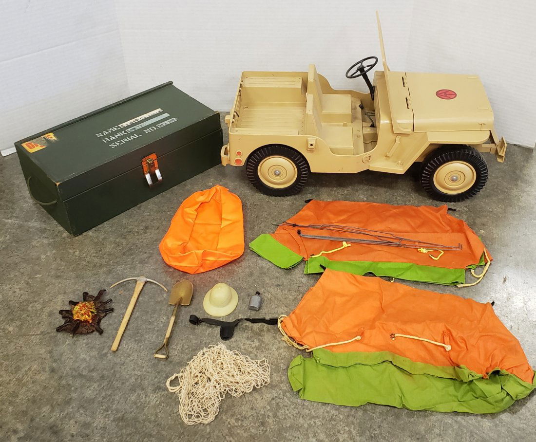 G, I. Joe Desert Patrol Adventure Jeep, Accessories, & (1 of 10)
