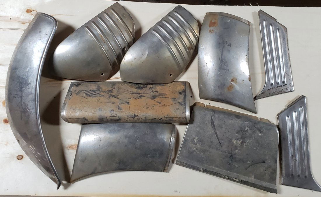 Mixed lot of used stone gravel guards (1 of 3)