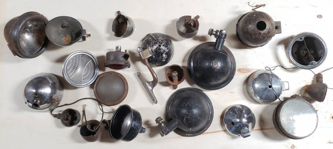 Lot of early spot, tail, cowl lights (1 of 3)