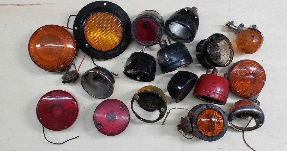 Lot of early truck tail & parking lights (1 of 3)