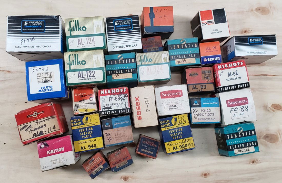 Lot of 30 boxed NOS/ NORS distributor caps (1 of 4)