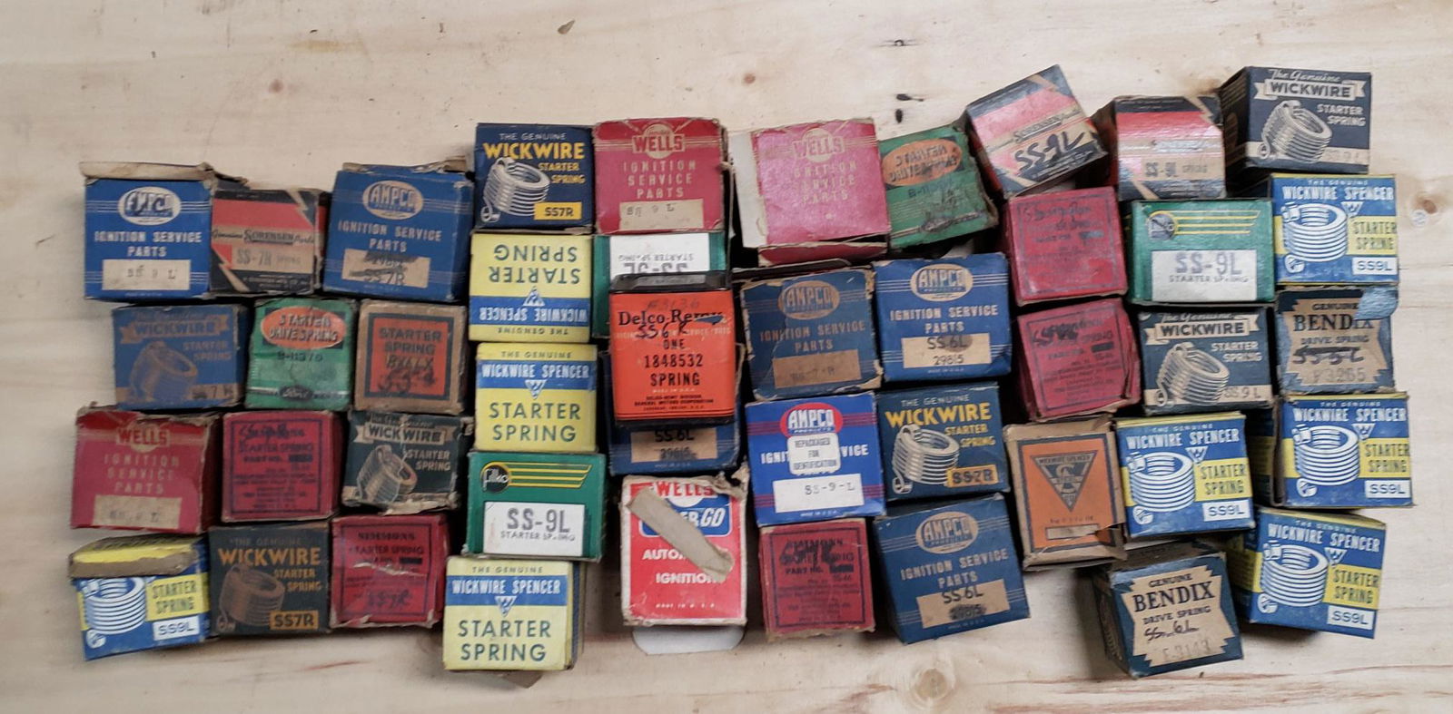 Lot of new Wickwire, Filko, Delco, misc starter springs (1 of 3)