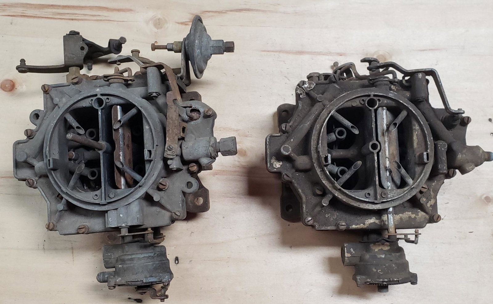 Pair of Rochester 4 BBL Four jet carburetors: Parts/Repair lot. Lot of original vintage parts. Please read and understand the terms of this auction prior to placing bids. All bidders are bound to the terms of this auction.