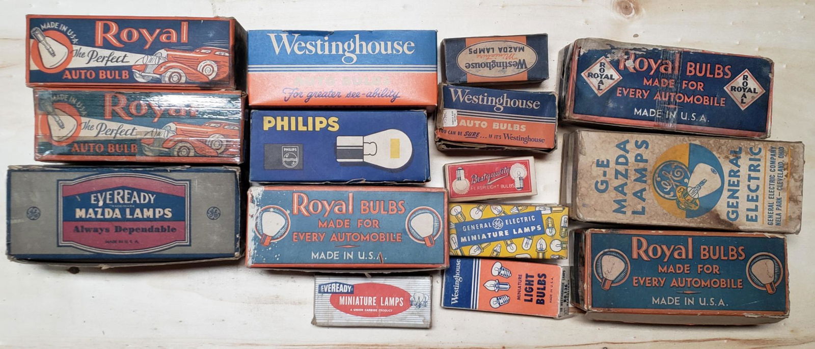 15 Assorted boxes of early auto bulb lamps (1 of 3)