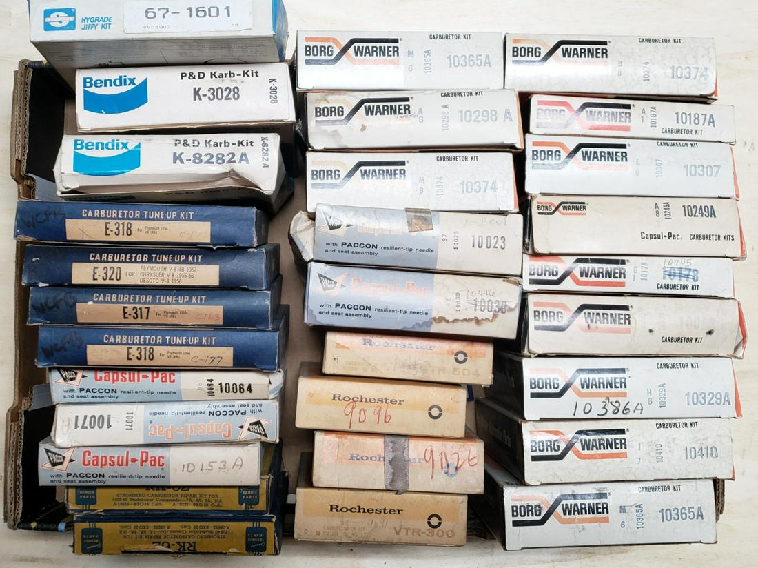 Lot of 30 New Borg Warner, Pacco, Bendix carburetor kit (1 of 3)