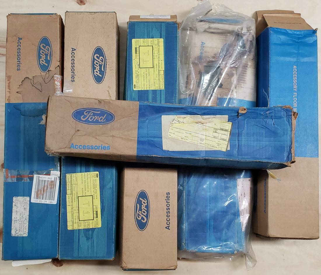 Lot of 6  70's 80's NOS Ford accessory floor mats (1 of 3)