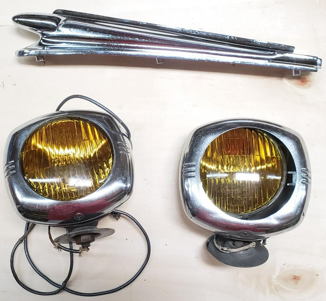 Nice accessory Chevrolet pair running fog lights (1 of 2)