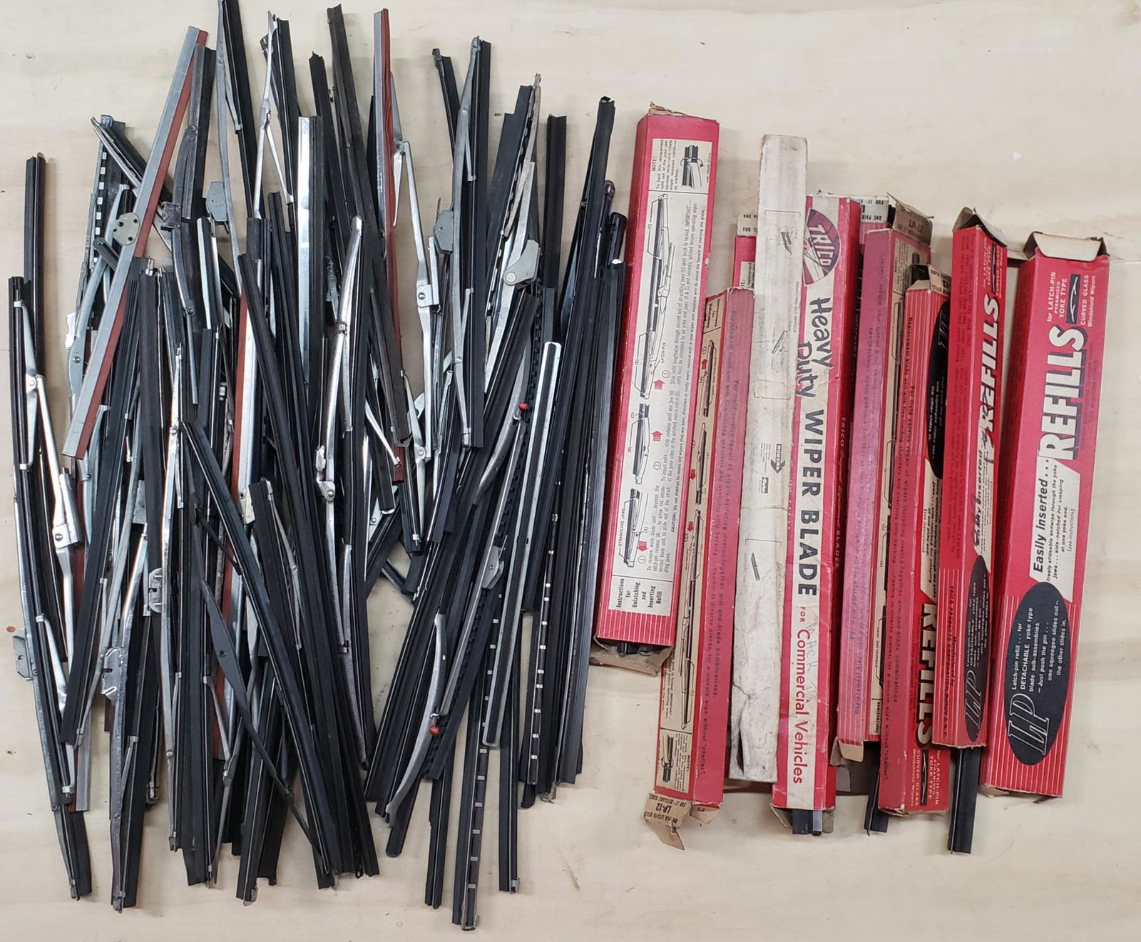 Box lot of 10" - 14" Trico & other wiper blades (1 of 3)