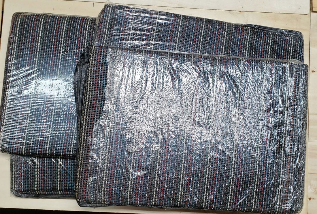 Lot of 4 COCO bench seat covers (1 of 2)