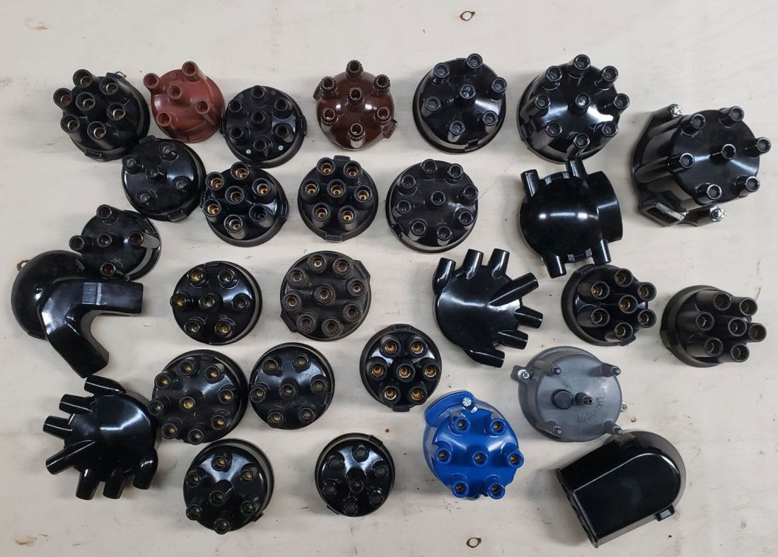 Lot of New Ford, GM & Mopar Distributor Caps (1 of 3)