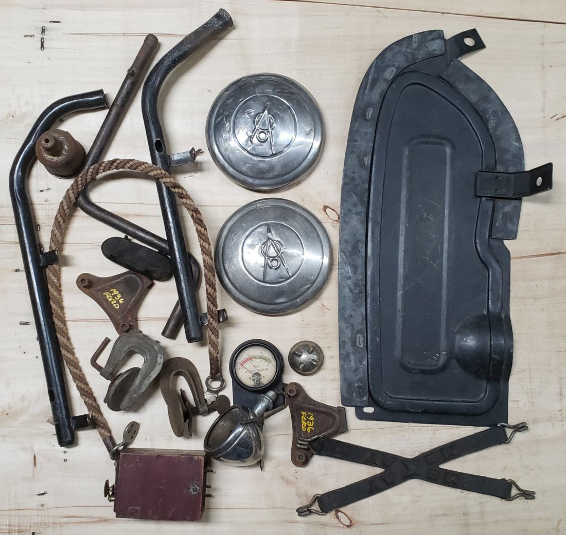 30's 40's Ford assorted parts & accessories lot (1 of 5)