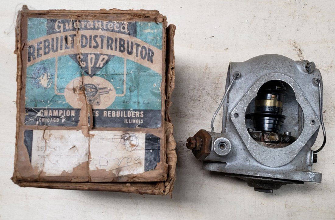1930's Flatbed Ford rebuilt distributor: Lot of original vintage parts. Please read and understand the terms of this auction prior to placing bids. All bidders are bound to the terms of this auction.