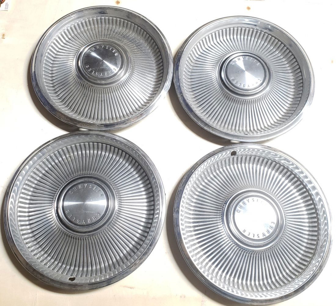 Lot of 4 Used Chrysler wheel covers (1 of 3)