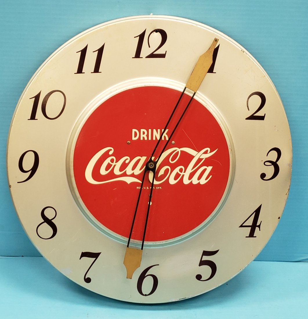 Drink Coca Cola metal electric round clock (1 of 2)