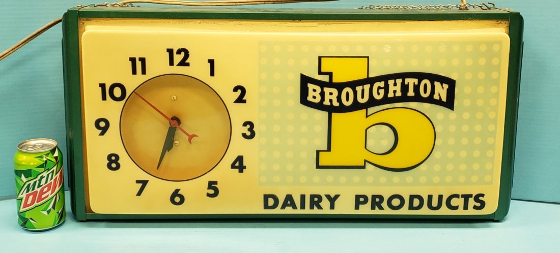 Broughton Dairy Products Light Up Clock (1 of 4)