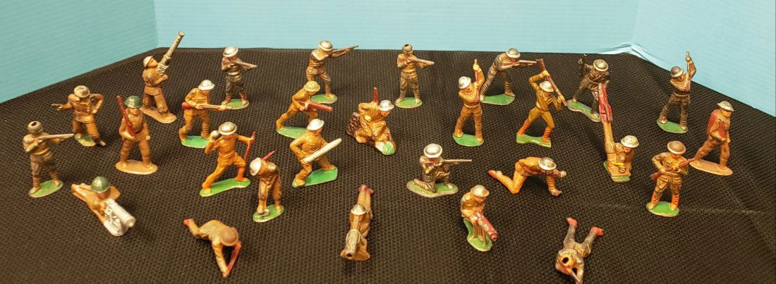 Barclay / Manoil soldiers (1 of 3)